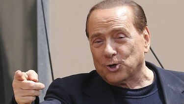 Silvio Berlusconi dice que quienes iban a sus fiestas eran 'viejecitos con poder'