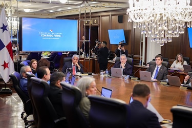 La inversión pública no despega: Gobierno apenas ejecuta el 30.5% del presupuesto para obras