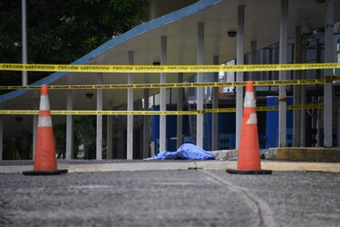 Un paciente muere al caer del cuarto piso del Complejo Hospitalario de la CSS