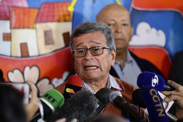 Gobierno colombiano y ELN discutirán en febrero posibilidad de cese al fuego