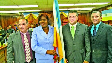 Colón mira al futuro y lucha por superar ola de violencia