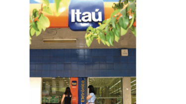 Banco brasileño bloquea movimiento de Itaú