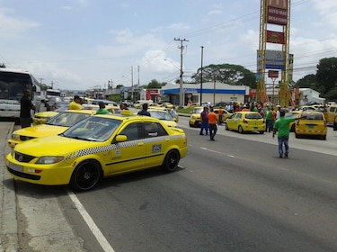 Taxistas esperan a que la ATTT responda su solicitud