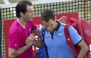 Roger Federer pierde ante Tommy Haas en su regreso a la cancha