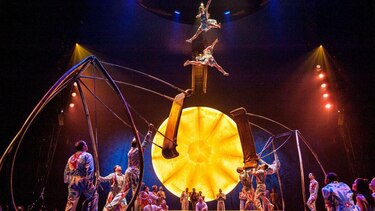 Guy Laliberté, el payaso callejero que reinventó el circo con el Cirque du Soleil y se volvió multimillonario