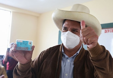 Perú proclamaría a su nuevo presidente la próxima semana