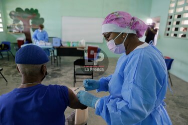 Se reportan 10 nuevas defunciones por Covid-19; casos activos registran un descenso 