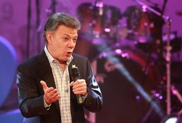 El presidente de Colombia emprende gira por Ecuador, México, Perú y EU