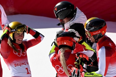 Austria gana la prueba por equipos de esquí alpino en Pekín-2022