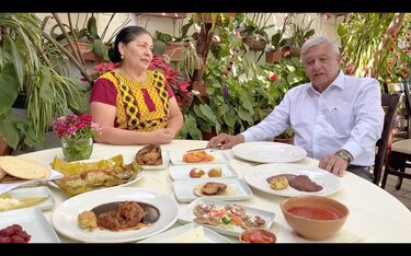 El presidente de México se va a un restaurante: ‘No dejen de salir... Yo les voy a decir cuando no salgan’