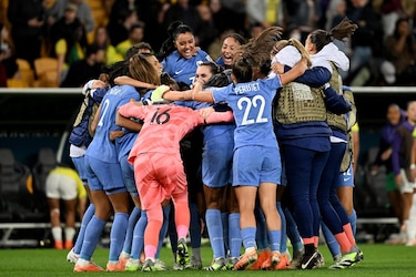 Francia gana a Brasil con un gol de Renard en el minuto 83