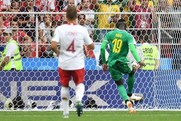 Senegal desarma a Polonia y logra el primer triunfo africano