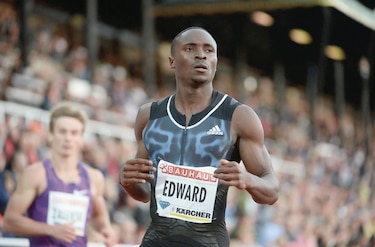 Se estrena Alonso en  200 metros y Woodruff  busca la final en los 400  con vallas