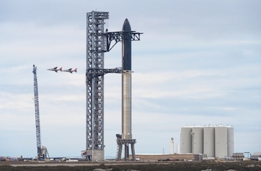 Empresario anuncia tres nuevas misiones espaciales con SpaceX