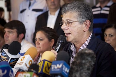 Oposición definirá en seis meses cómo sacar a Maduro del Gobierno