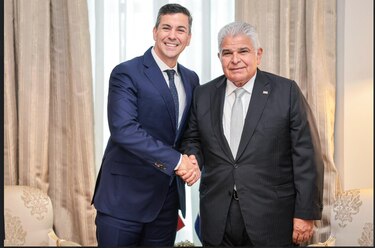 Santiago Peña defiende que sus viajes al exterior ‘no son de placer’, sino de trabajo