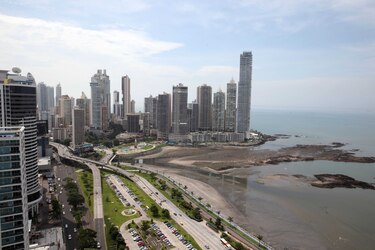 Burocracia limita competitividad del país