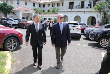 Boyd Galindo asume el cargo de ministro de Salud con proyectos y deudas pendientes