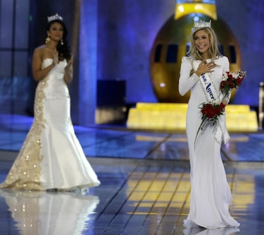 La señorita Nueva York, nombrada Miss America 2015