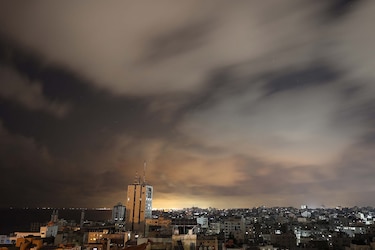 Entra en vigor oficialmente el alto el fuego entre Israel y Hamás