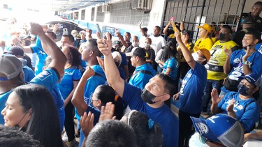 RM suspende internas del 16 de octubre; dice que no tiene dinero
