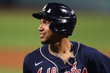 Los Bravos de Atlanta envían al panameño Johan Camargo al campo alternativo