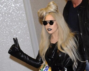 Lady Gaga es demandada por exasistente