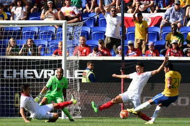 Brasil vence 1-0 a Costa Rica