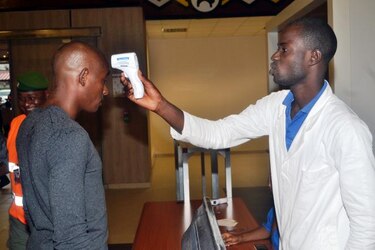 Nigeria monitoreará a viajeros aéreos por ébola