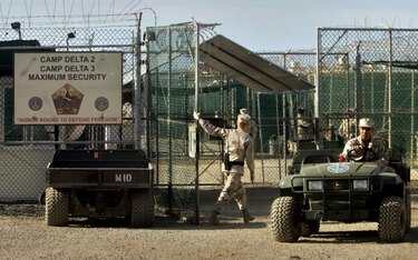 EU celebra reclamo de OEA para que Latinoamérica acoja reos de Guantánamo