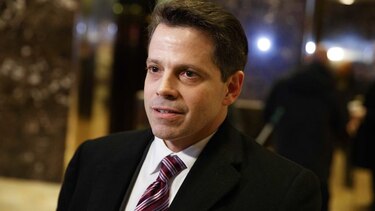 Tres periodistas de CNN renuncian luego de publicar un artículo sobre Rusia y Trump