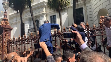 Diputado rival de Juan Guaidó se autoproclama presidente de la Asamblea de Venezuela