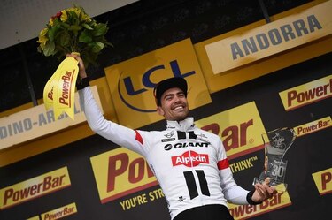 Dumoulin gana etapa en Andorra, Froome sigue de líder