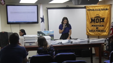Cuatro empresas participan de licitación para rehabilitar la vía Transístmica