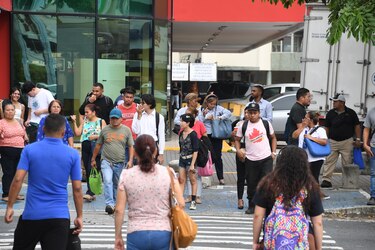 En Panamá aumenta la emisión y uso de las tarjetas de crédito, mientras suben las tasas de interés