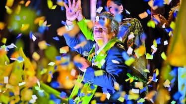 Lenín Moreno se declara ganador