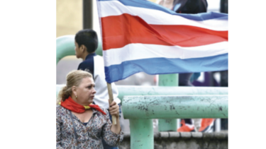 Sector privado costarricense pide aprobación de bonos