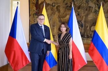 Laura Sarabia, canciller saliente colombiana, aboga por mantener un diálogo franco y constructivo con Estados Unidos