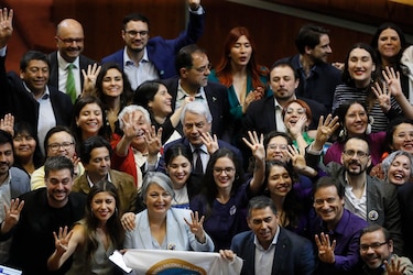 Parlamento chileno aprueba reducir la jornada laboral a 40 horas semanales