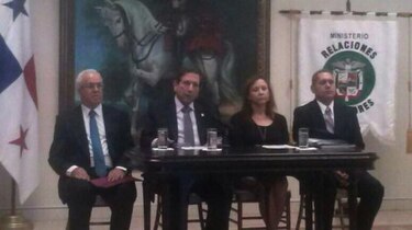 Panamá llama a consulta embajador en Quito