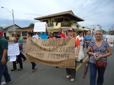 Siguen las protestas por la contaminación del río La Villa