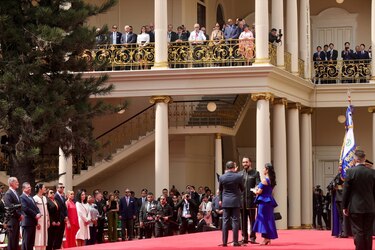 El presidente Bukele recibe a Donald Trump Jr, quien participó en el acto de investidura