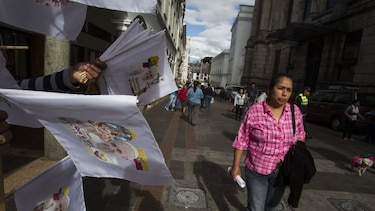 Papa partió hacia Ecuador, primera etapa de su periplo por América Latina