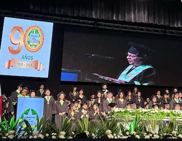 Egresados de Medicina de la UP superan más de 10 veces el puntaje total en la certificación