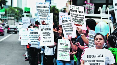 Exigen la suspensión de las guías de sexualidad