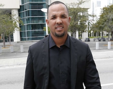 José Abreu: 'Me comí página de pasaporte falso'