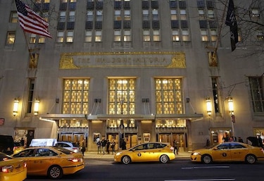 Empieza la transformación del Waldorf Astoria
