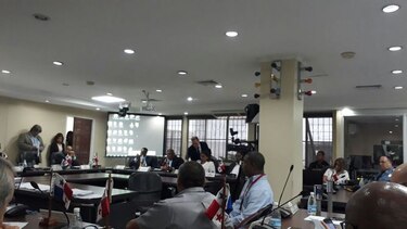 Ministerios se quejan por suspensión de traslado de partidas en Comisión de Presupuesto