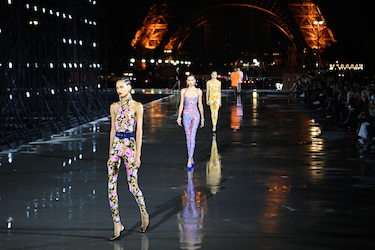 Saint Laurent regresa a la Semana de la Moda de París