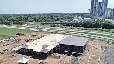 Tarima en Metro Park está en espera de revisión